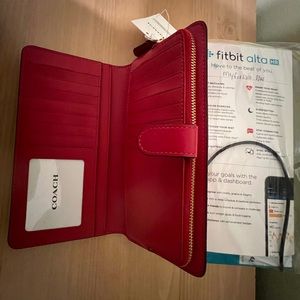 COACH leather wallet NEW WITH TAGS